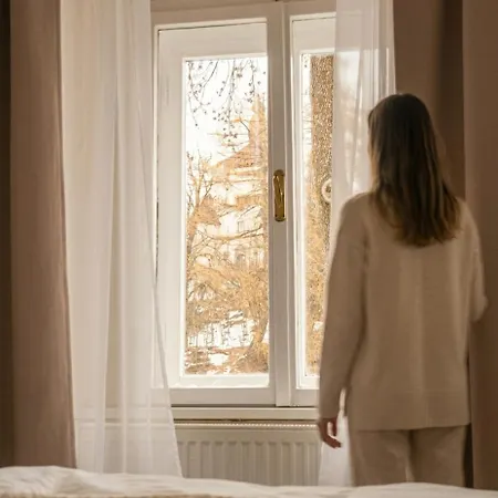 Frauenberg Homestay *