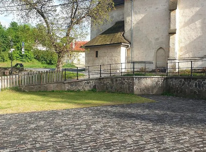 Frauenberg Homestay *